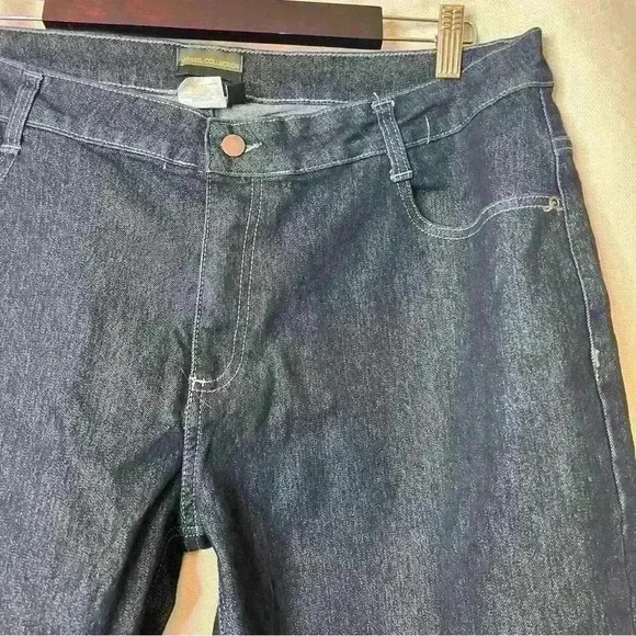 Apparel Collection Men’s 40R Jeans - Picture 2 of 5